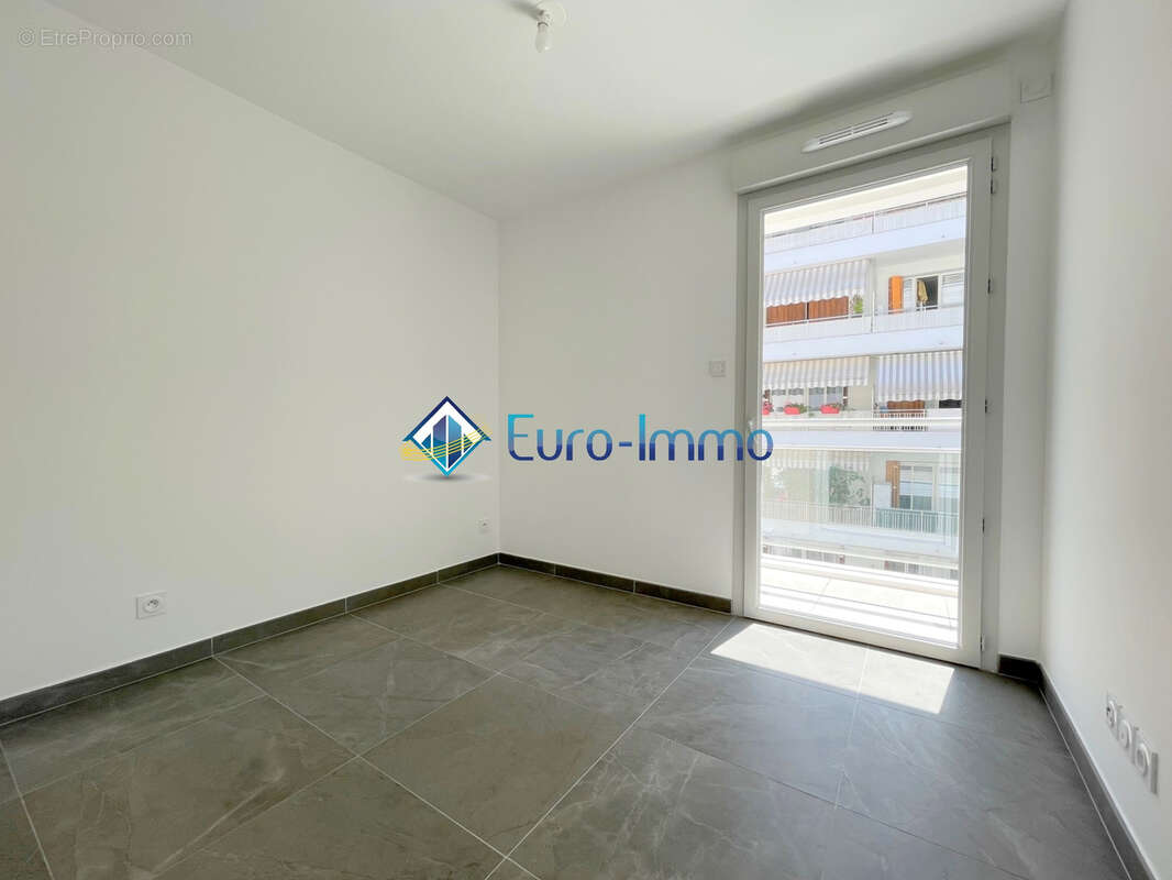 Appartement à BEAUSOLEIL