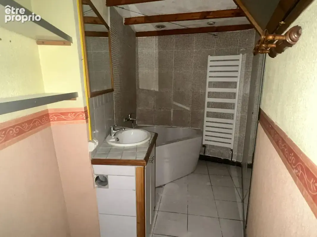 Immeuble 6 appartements et 2 commerces - photo 17