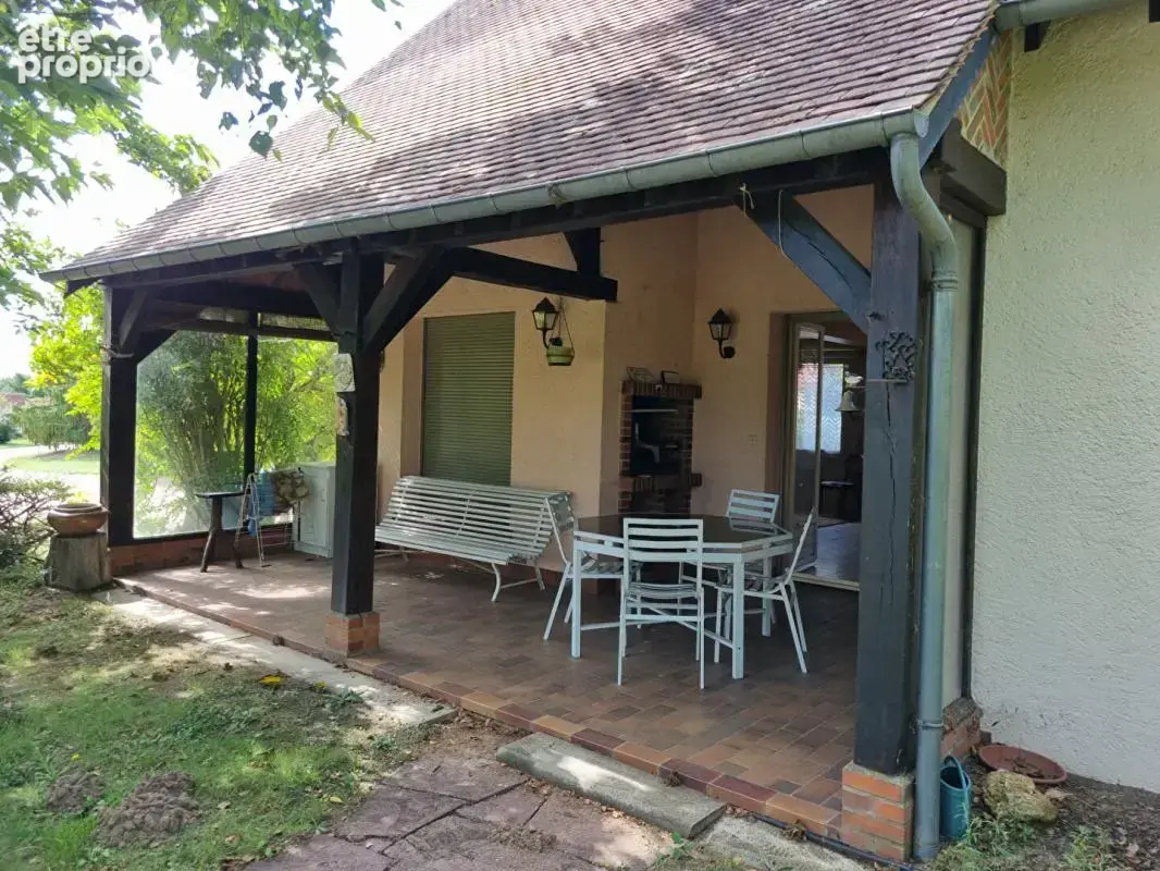 Maison traditionnelle  et un tres bel etang de plus de 4000m² - photo 13
