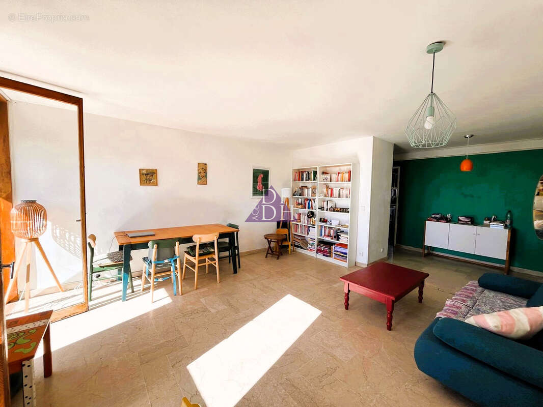 Appartement à HYERES