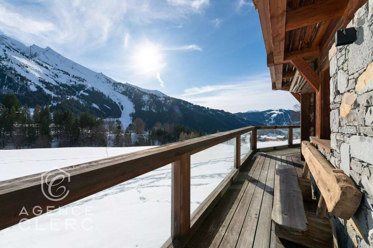 Maison à LA CLUSAZ