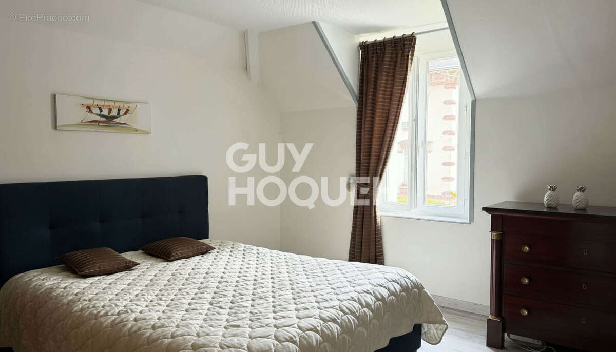 Maison à EZY-SUR-EURE