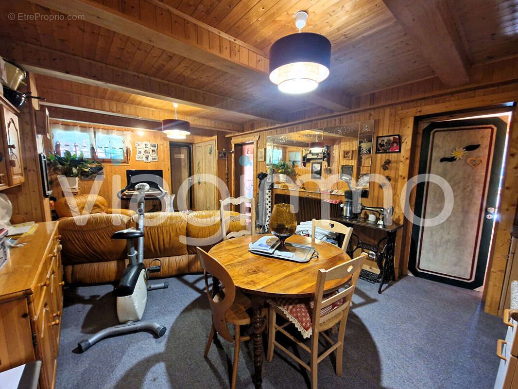 Maison à THOLLON-LES-MEMISES