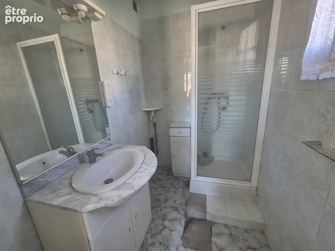 Maison de Maître de type 6 - 4ch + 2 studios indépendants - piscine, jacuzzi, garage et stationnements - photo 17