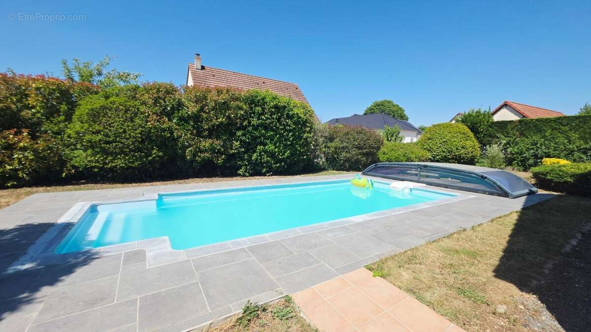 Bourges maison de 166 m² 5 chambres piscine garage - photo 16