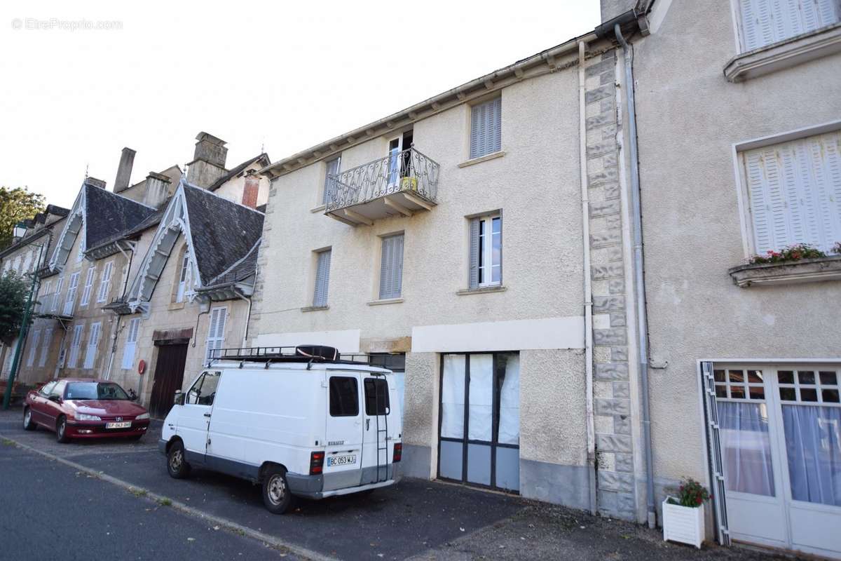 Appartement à PLEAUX