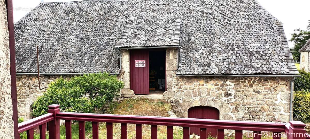 Maison 63 m² à Camps-Saint-Mathurin-Leobazel  - photo 2