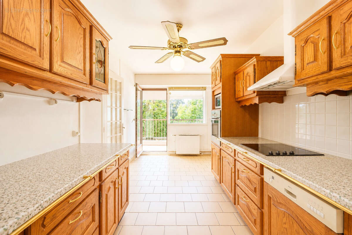 Appartement spacieux de 114 m2   Environnement calme et privilégié - photo 5