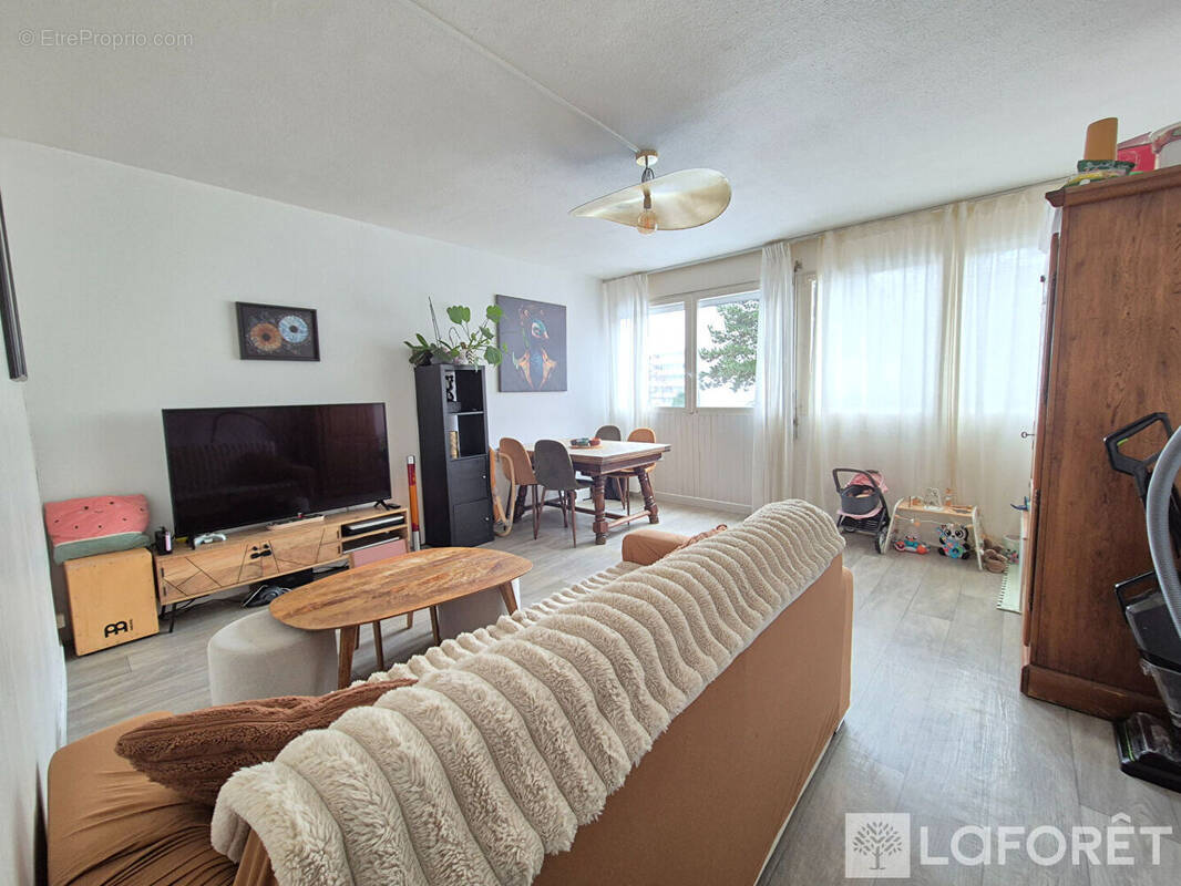 Appartement à PALAISEAU