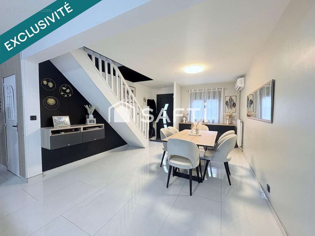 Photo 3 - Maison à MANTES-LA-VILLE