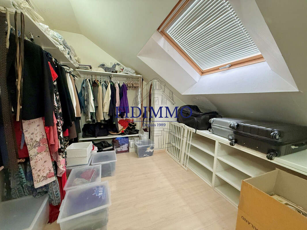 Maison à SAINT-MAUR-DES-FOSSES