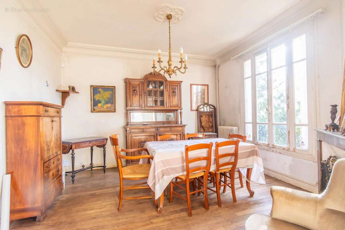 Maison à MONTMORENCY