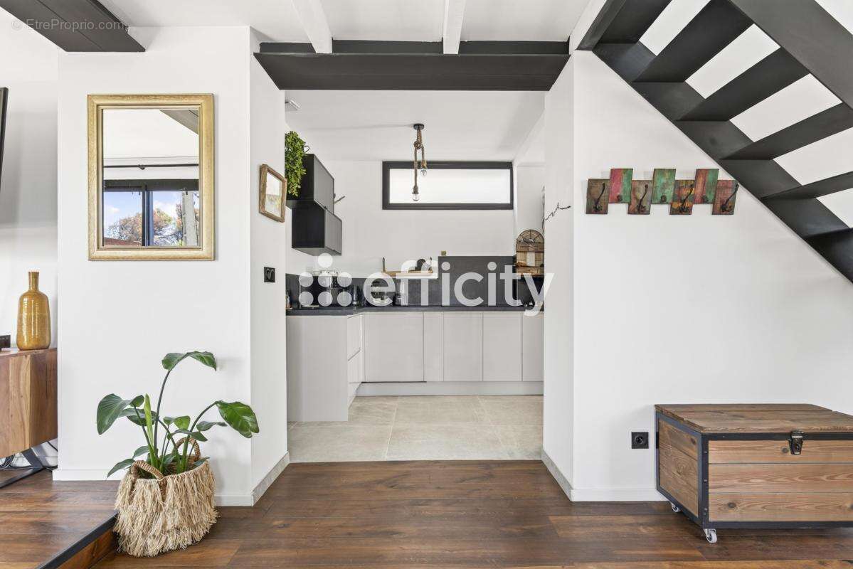 Maison 134 m² à Marseille-16e  - photo 10