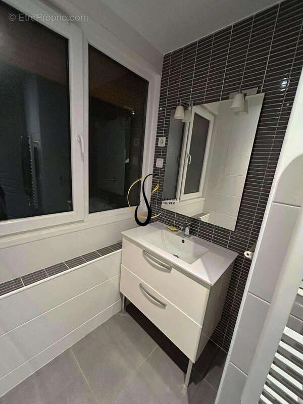 Appartement à SASSENAGE