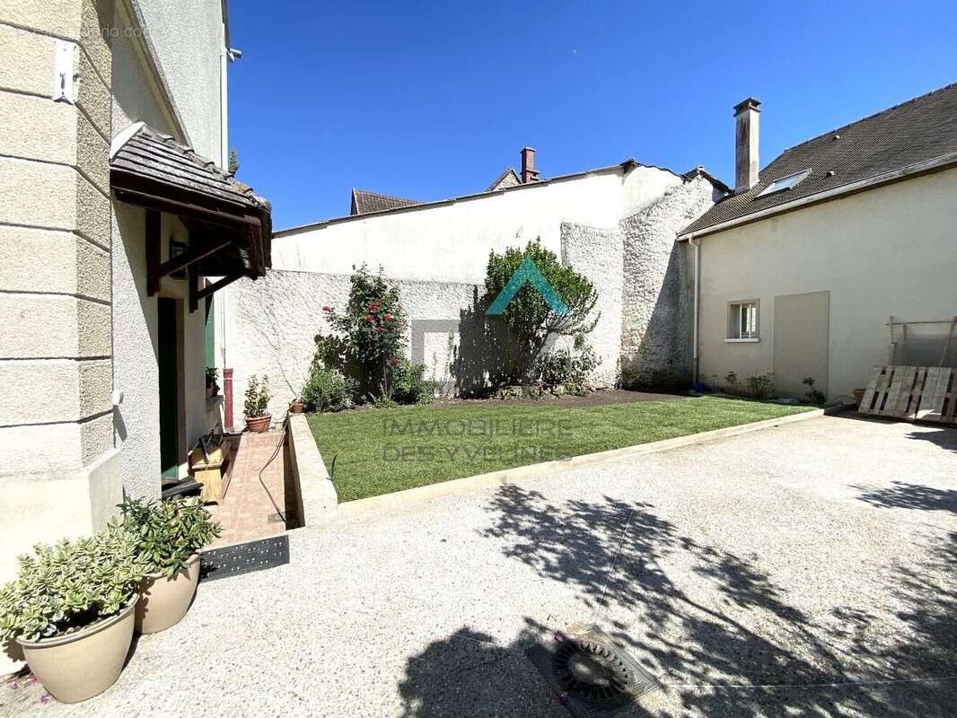 Maison à MAREIL-MARLY