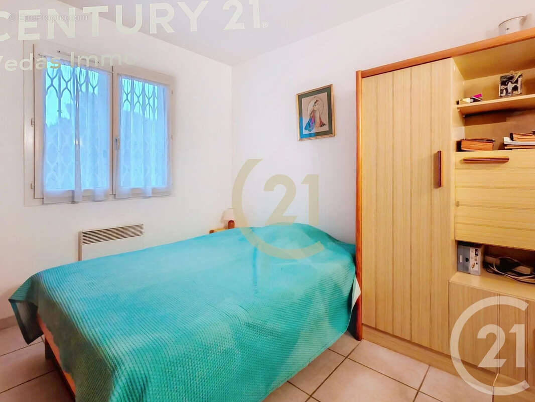 Maison à SAINT-JEAN-DE-VEDAS