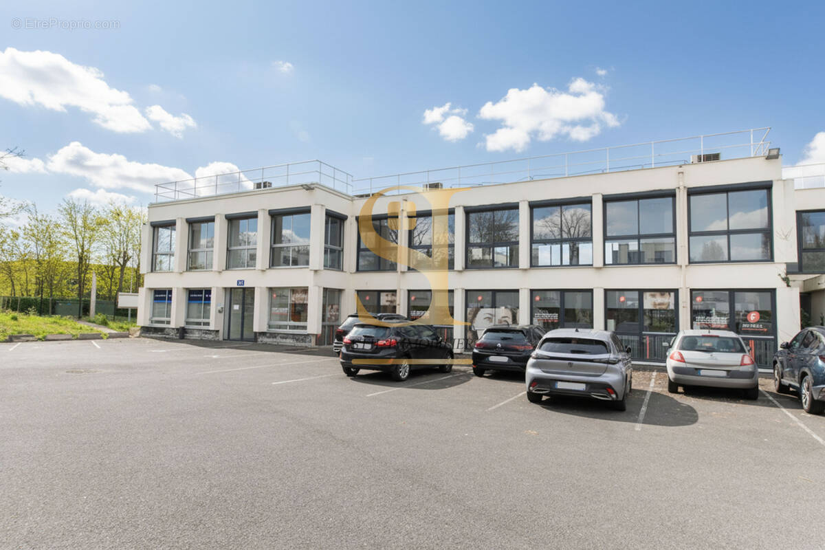 Commerce à PALAISEAU