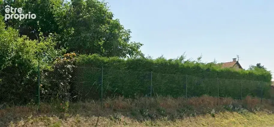 Terrain à MORIGNY-CHAMPIGNY