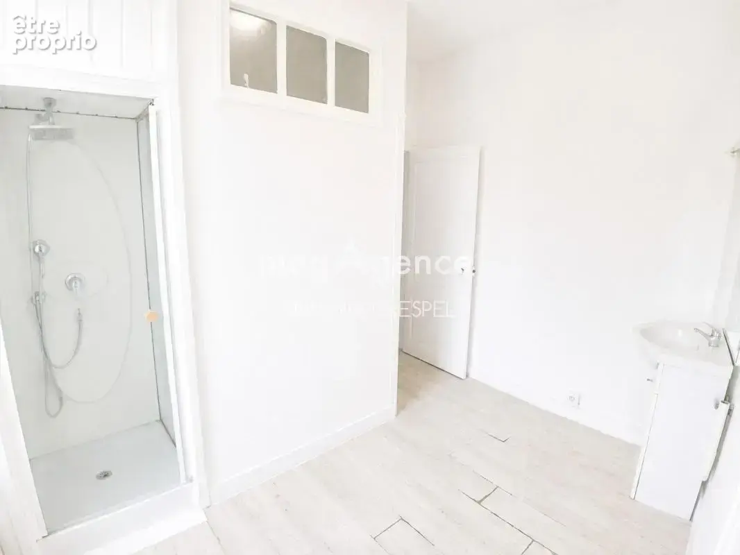 Grande maison de ville avec fort potentiel – Idéale grande famille ou investissement locatif - photo 8