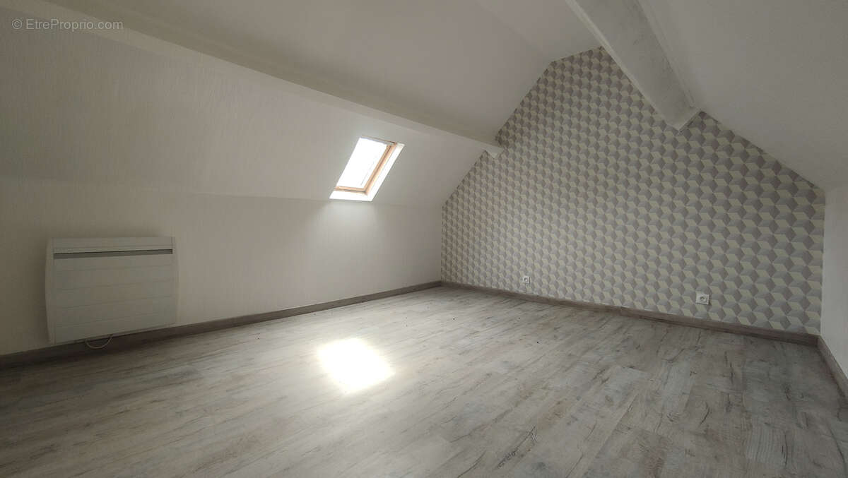 A 5 mn de beauvais, jolie longere recente en colombage de 85 m2 hab renovee en classe c sur 400 m2 de terrain - photo 12