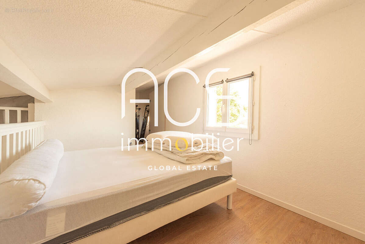 Maison à SAUSSET-LES-PINS