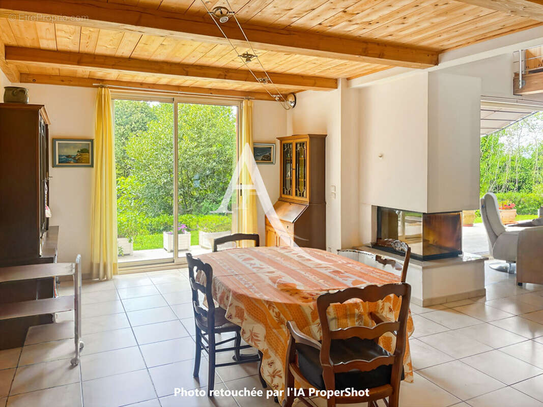 Maison à MOUGINS