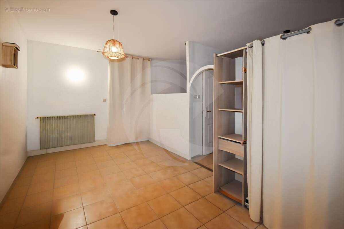Maison à MONTECH