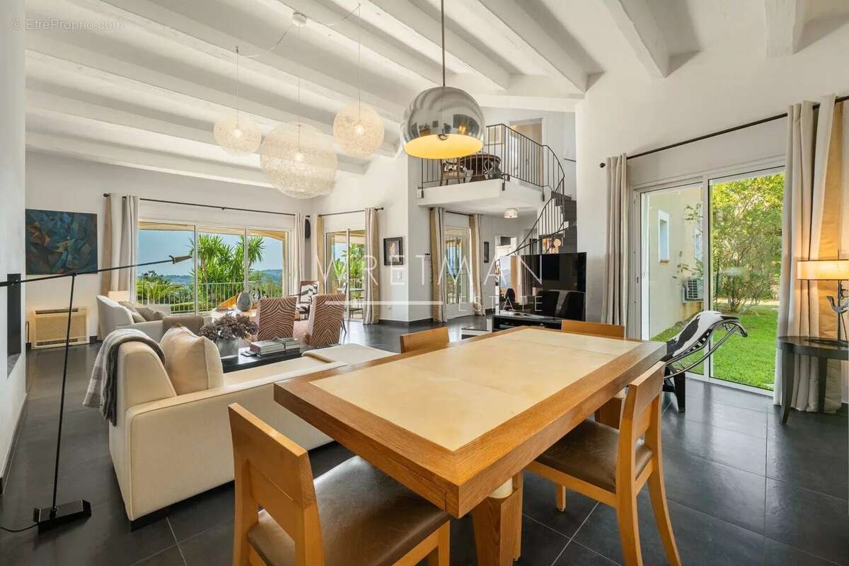 Superbe villa provençale avec piscine et vue panoramique mer – Mougins Pibonson - photo 8