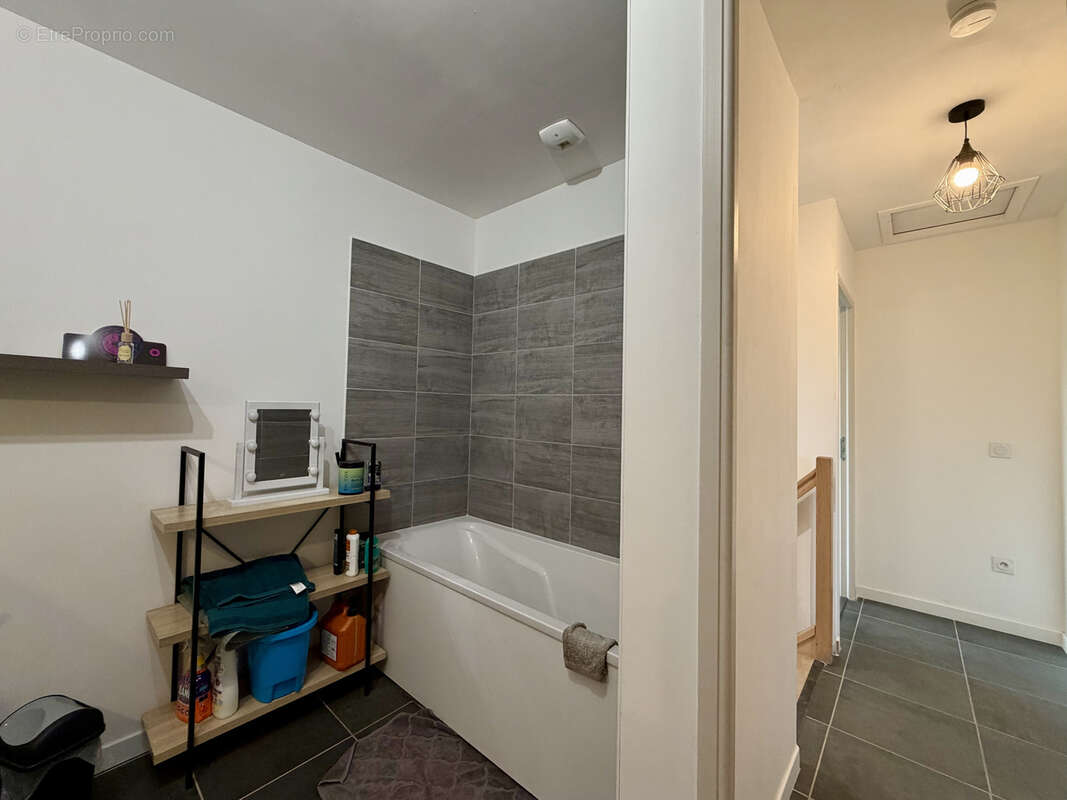 Maison à COULOMMIERS