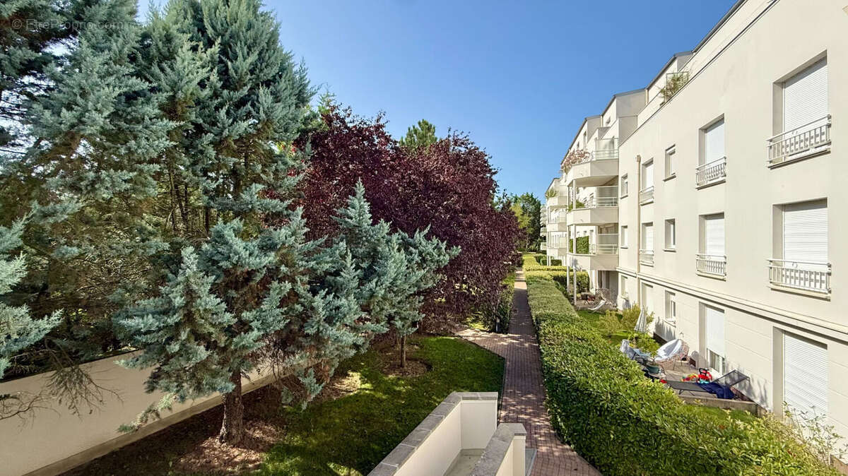 Appartement à CORBEIL-ESSONNES