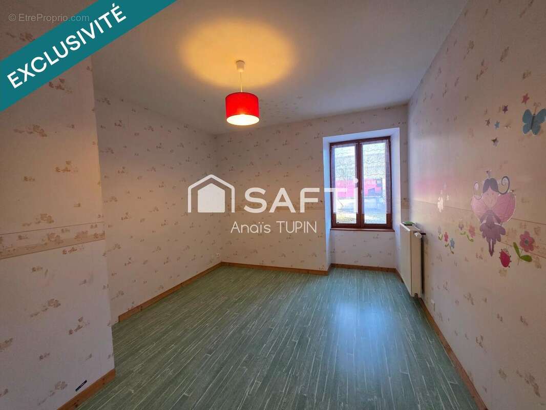 Photo 8 - Maison à LA CHAPELLE-SUR-FURIEUSE