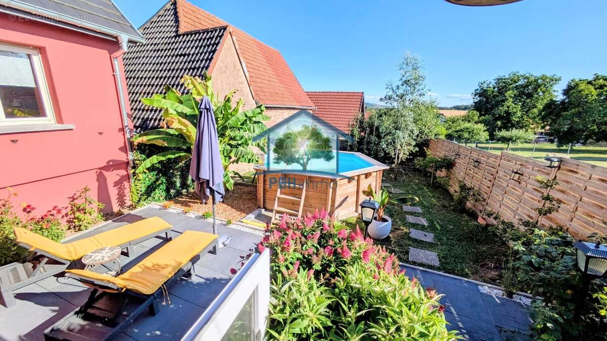 OBERSOULTZBACH (67) - Maison 156m² habitables  + Maison 60m² à rénover avec Cour, Caves, Jardin et Terrasses sur 5.08 ares - photo 2