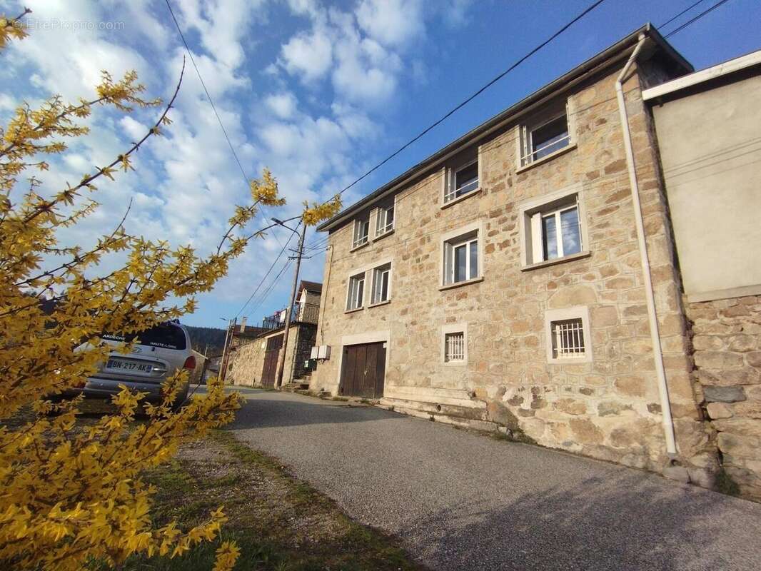 Photo 2 - Maison à SAINT-MARTIN-DE-VALAMAS