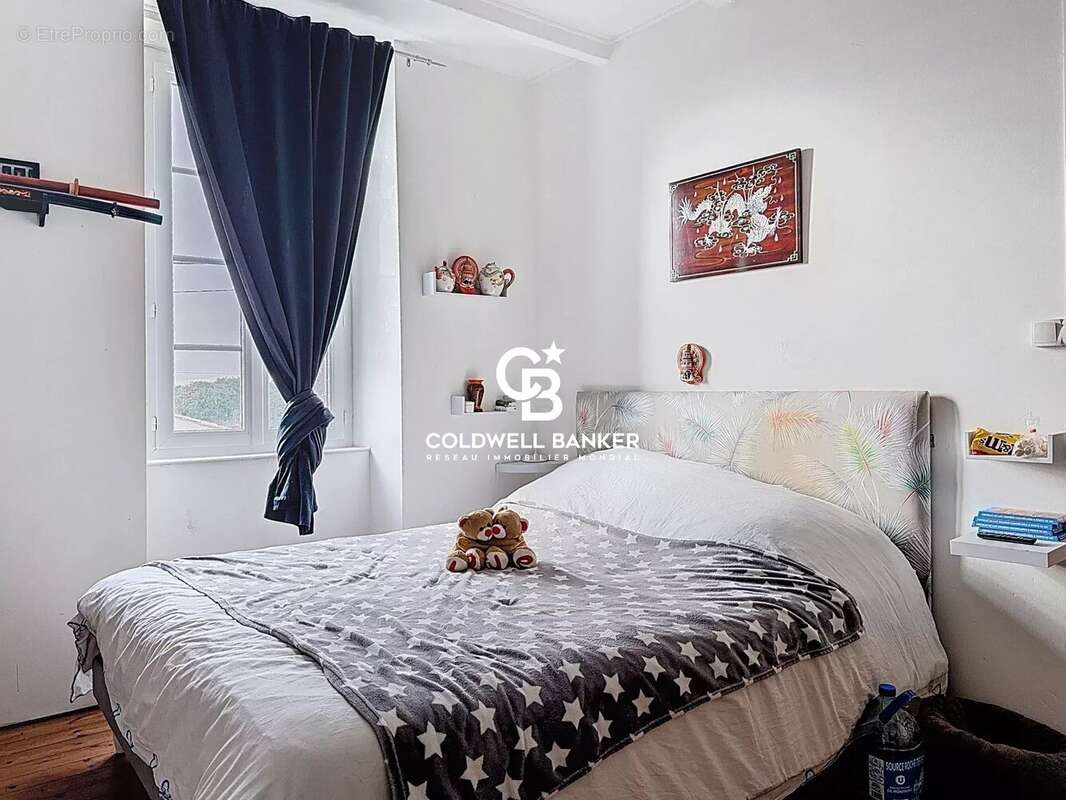 Maison à MONTPELLIER-DE-MEDILLAN