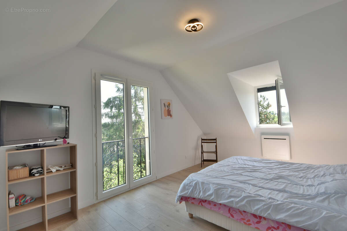 Maison à COSNAC