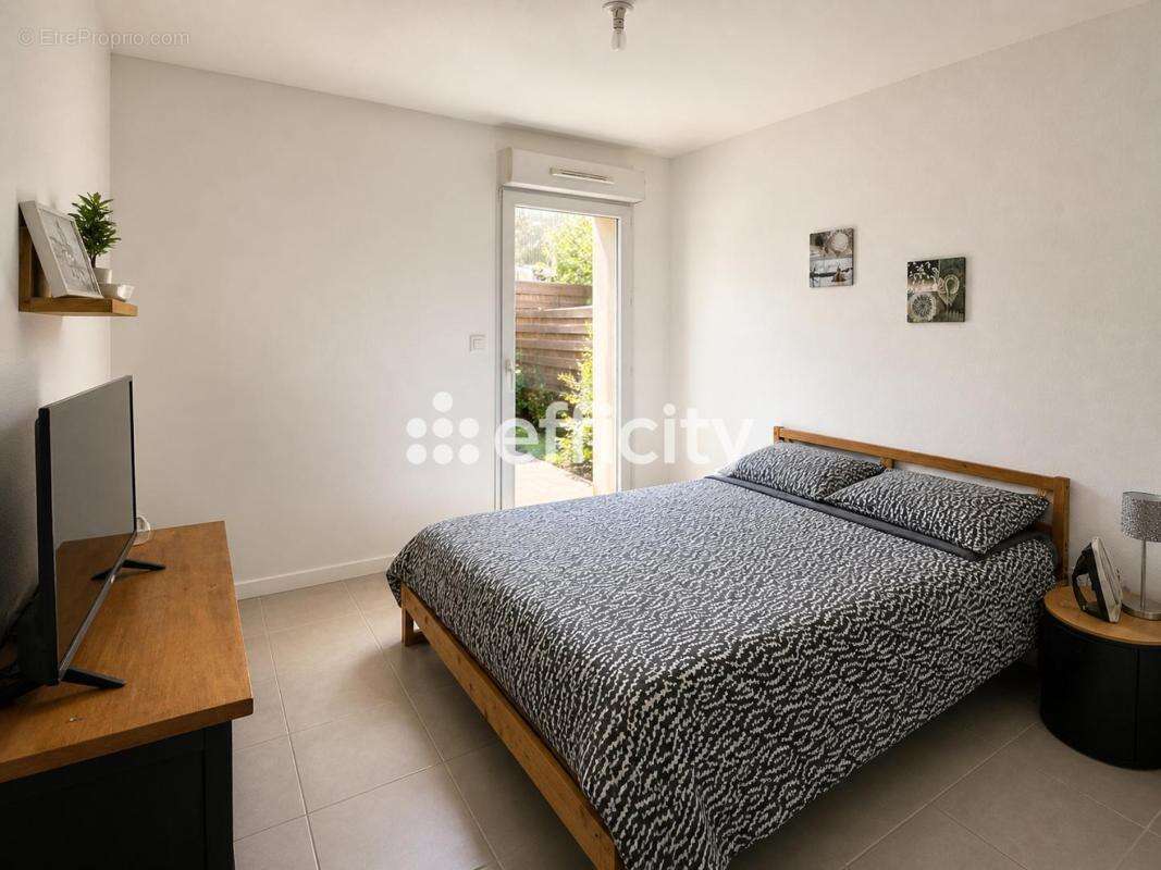 Appartement à JUVIGNAC