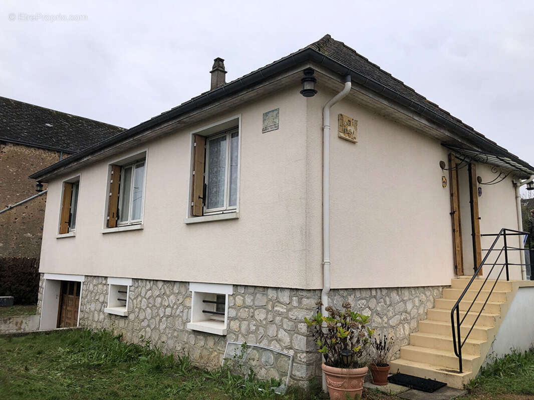 Maison à BONNEVAL