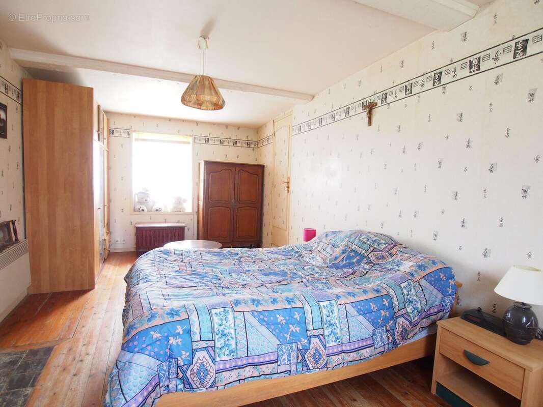 Maison 135 m² à Vaux-Sur-Aure  - photo 7