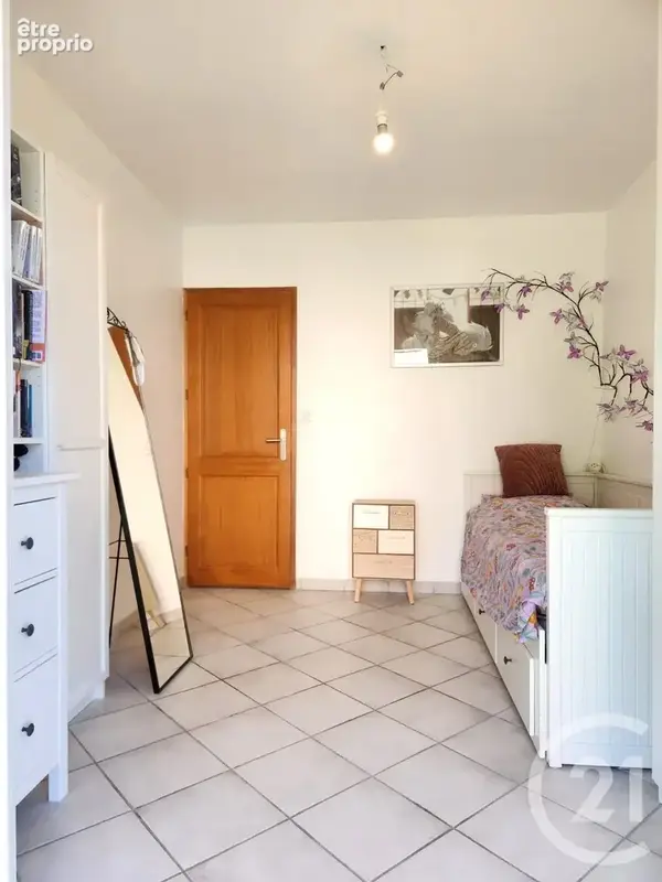 Maison 6 pièces 130 m² à vendre à Saint-Laurent-De-Mure (69720) - photo 15
