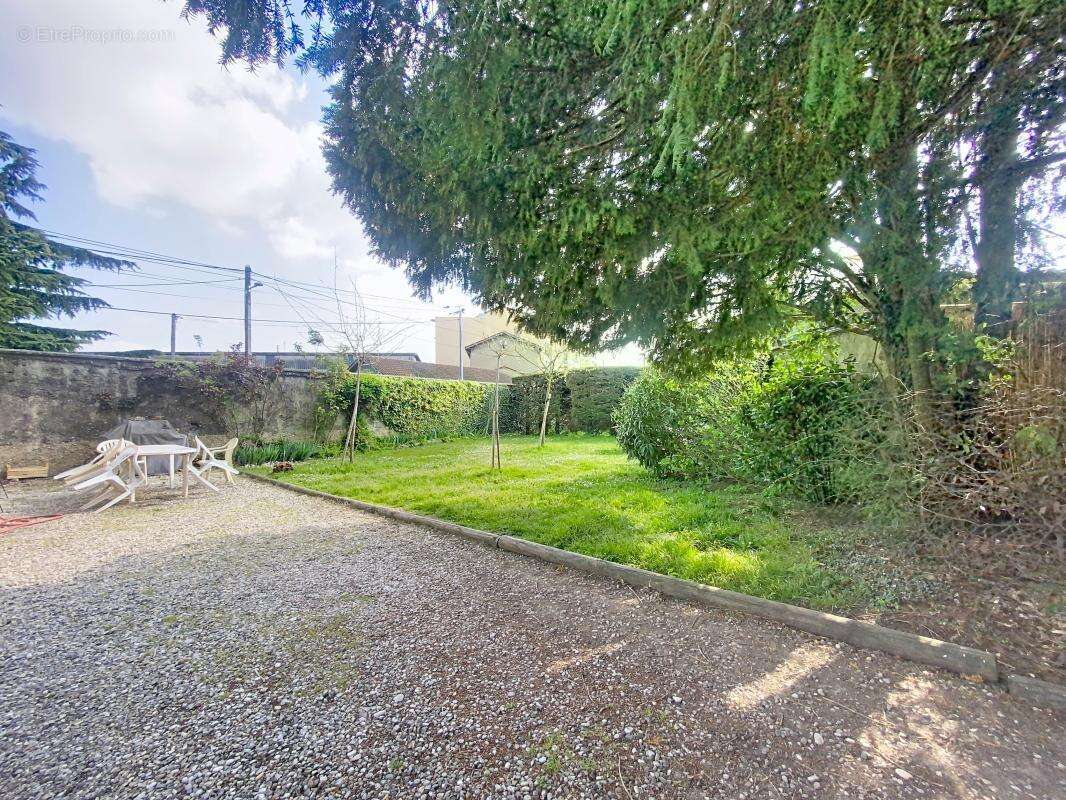 Appartement à VENISSIEUX