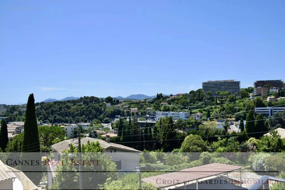 Appartement à LE CANNET