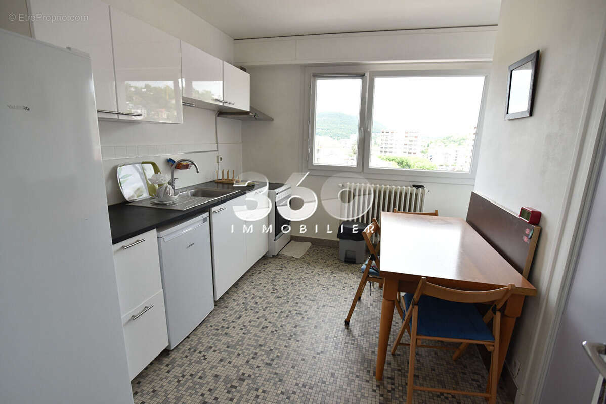 T3 dernier étage avec ascenseur -Hyper centre Aix-les-Bains - photo 10