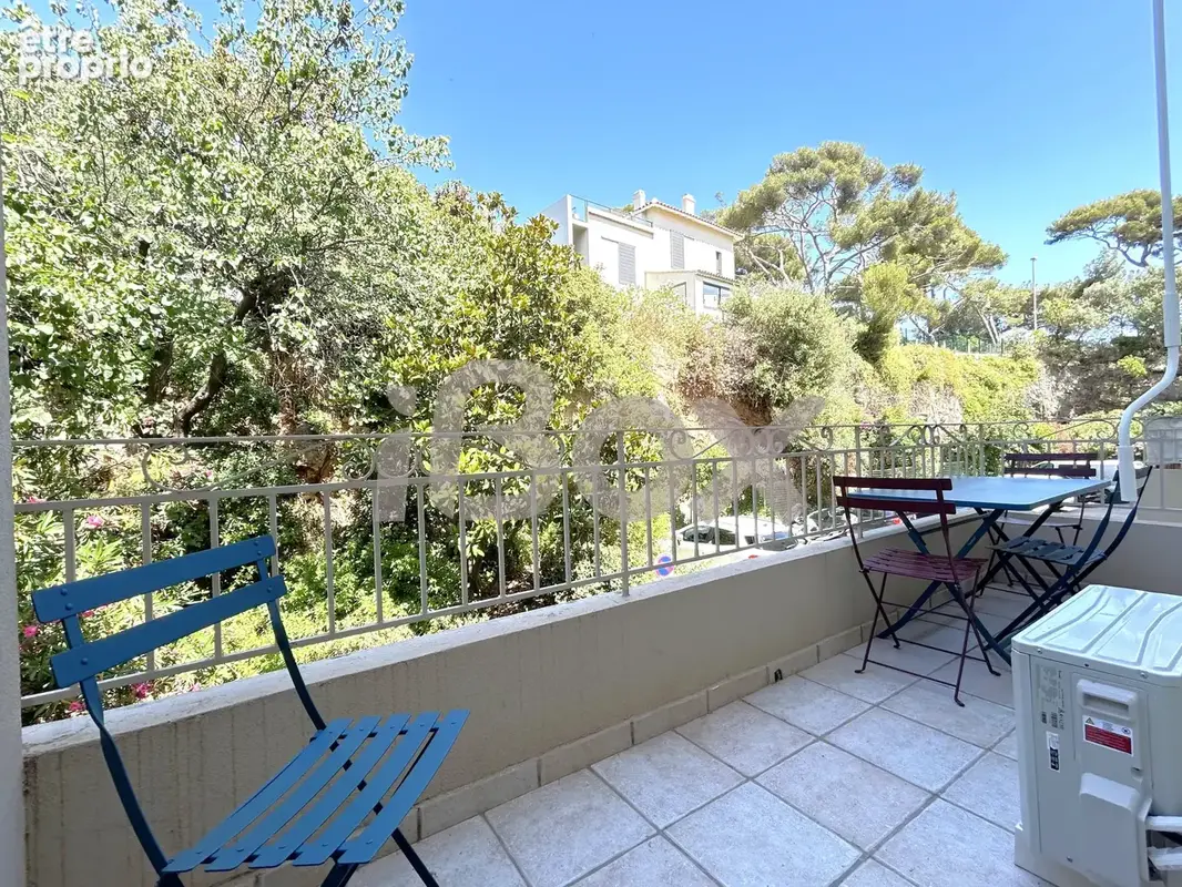 Appartement à SANARY-SUR-MER