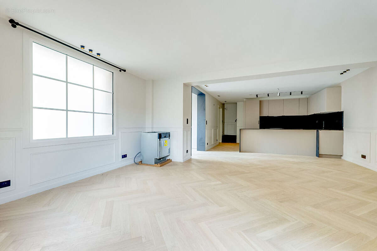 Charenton ecole-  maison avec jardin - photo 2
