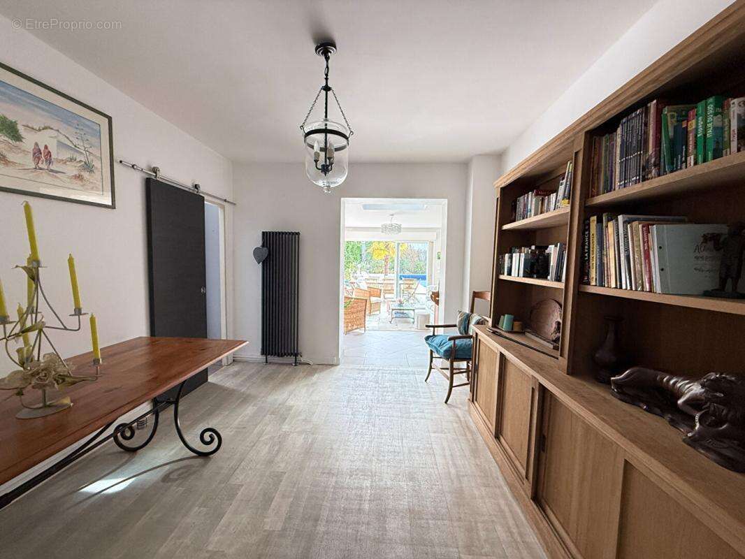 Maison à SAINT-YRIEIX-SUR-CHARENTE