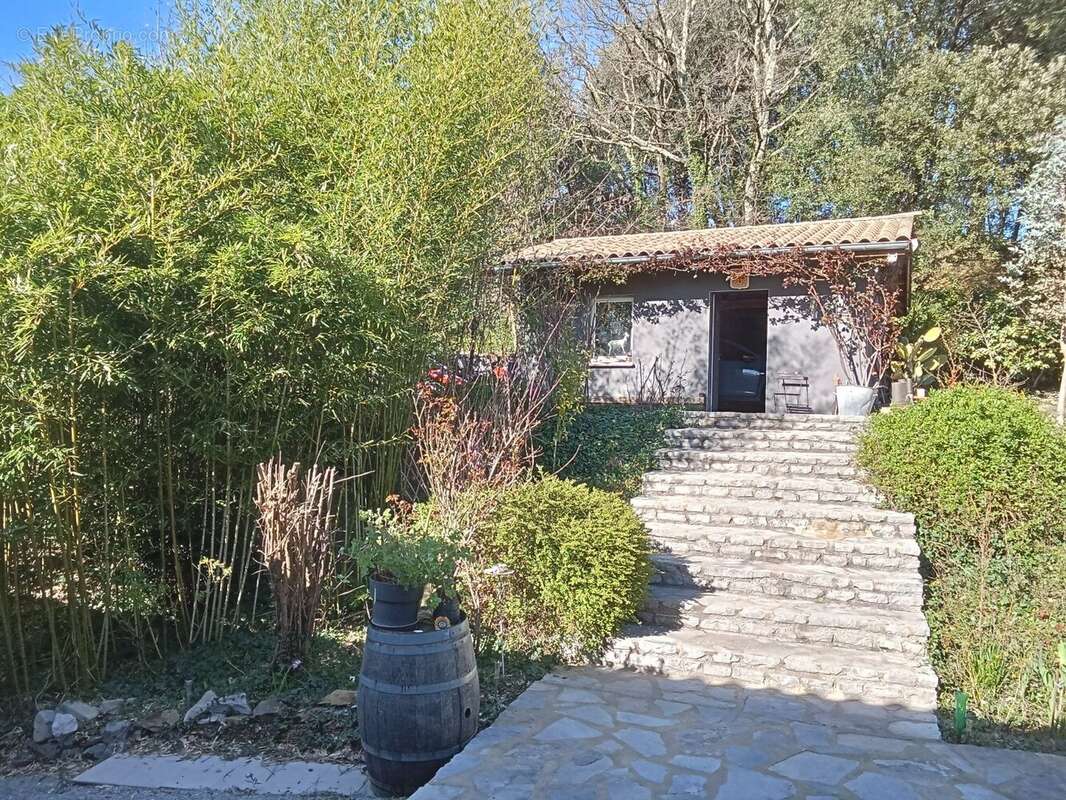 Maison à MONOBLET
