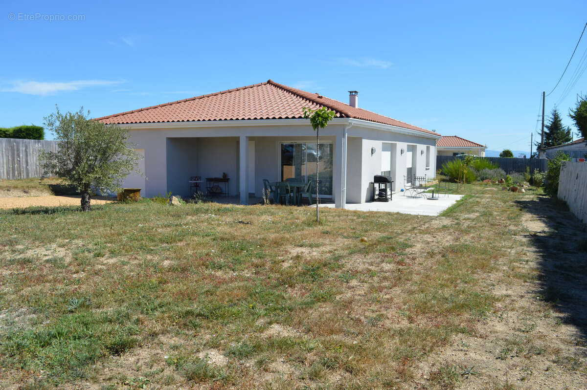 Maison contemporaine de 2020, en excéllent état, matériaux et finitions de grande qualité... - photo 2