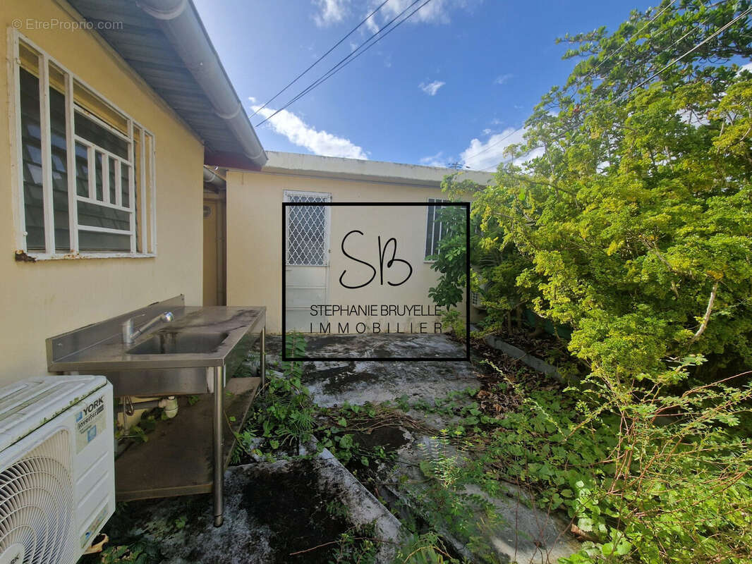 Maison à FORT-DE-FRANCE