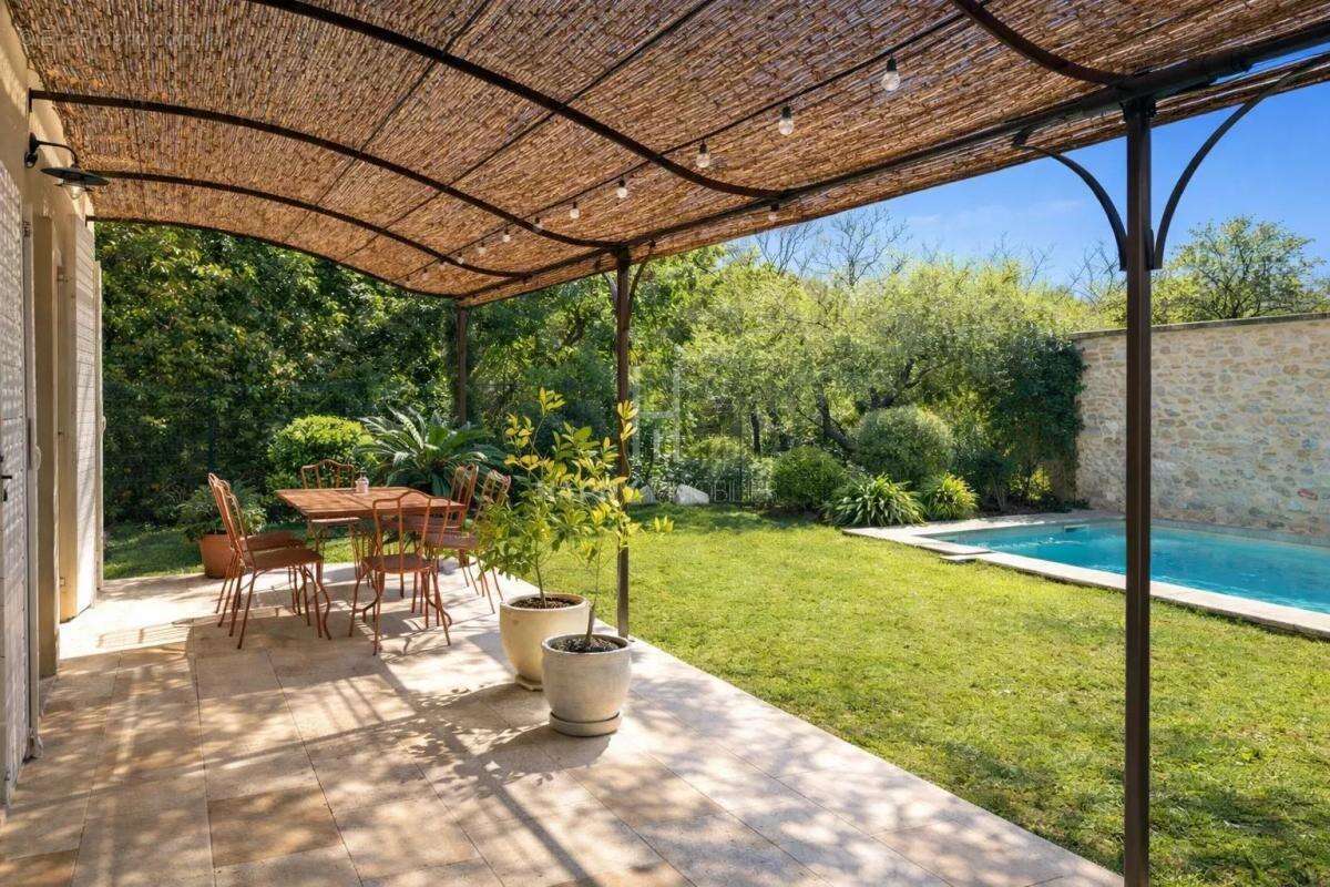 Maison à MAUSSANE-LES-ALPILLES