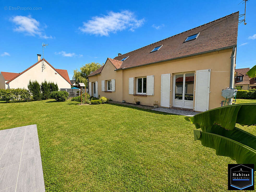 Maison à MARCHEMORET